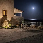 Tainaros - Beachfront Cozy Getaways 펜션 Kokkinoyió