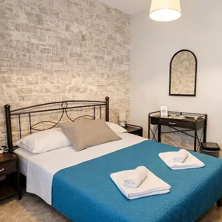 بيت للعطل Tainaros - Beachfront Cozy Getaways
